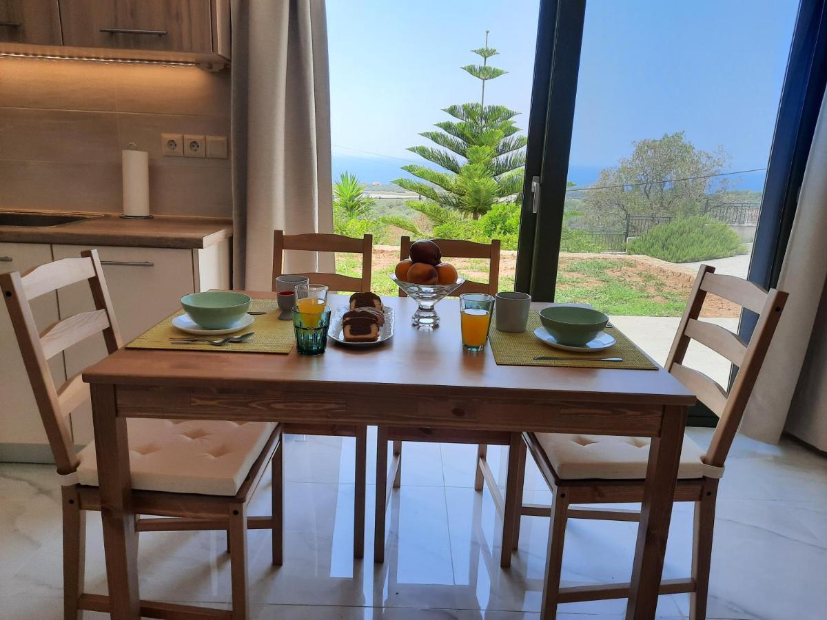 Freesia Grand Sea View Residence 斯沃伦塔 外观 照片